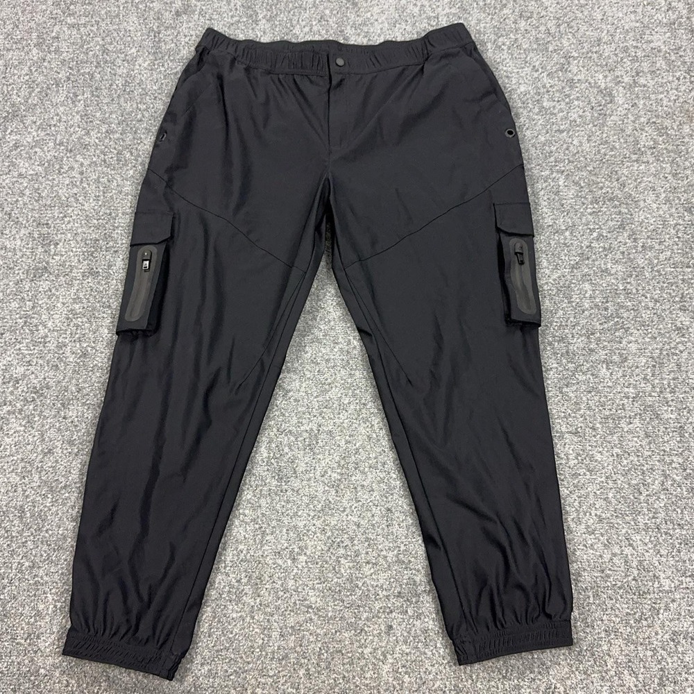 Moose Knuckles Sussex Cargo Pants Mens 2XL Black Luxury Techwear Water Repellent